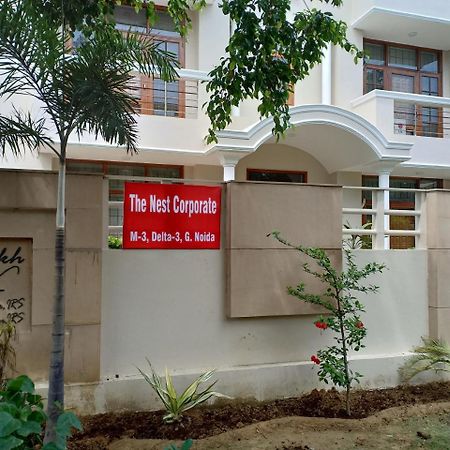 Treebo Trip The Nest Corporate Greater Noida Exterior foto